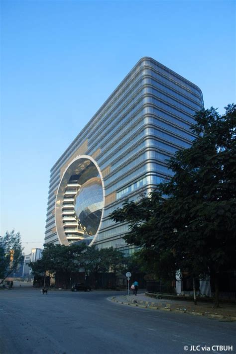 saint laurent bandra kurla complex photos